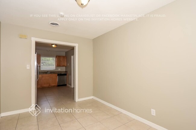 Foto del edificio - 458 NE 38th St