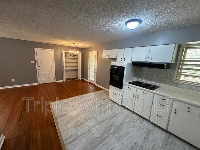 Building Photo - 11518 Chipwood Dr