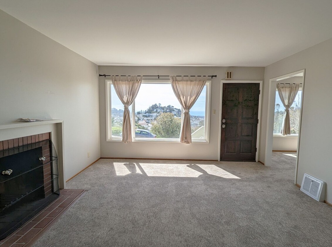 Primary Photo - 148 Panorama Dr