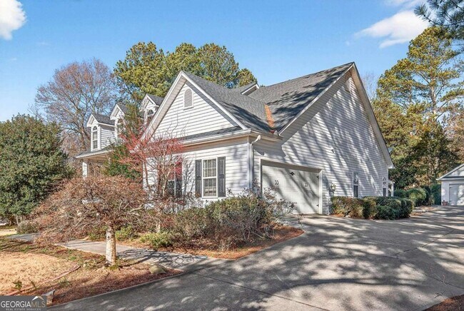 Foto del edificio - 58 Legend Dr