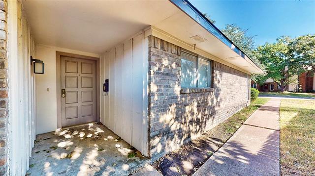 Building Photo - 310 Towne House Ln