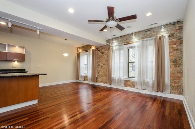 Building Photo - 1358 W Estes Ave