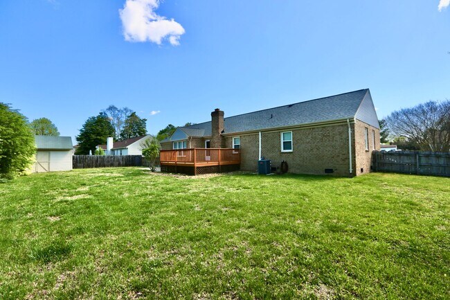 Building Photo - Ranch Home - Red Mill Farm - Available 11-...
