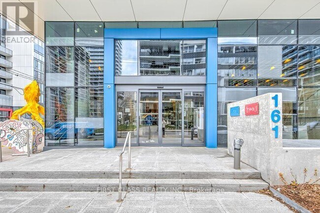 Photo du bâtiment - 161-3161 Roehampton Ave