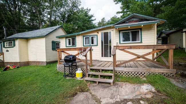 Building Photo - 1383 Muskoka District Road 169