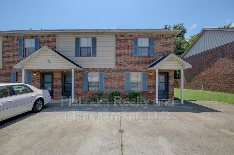 Primary Photo - 108 Hickory Trace Rd