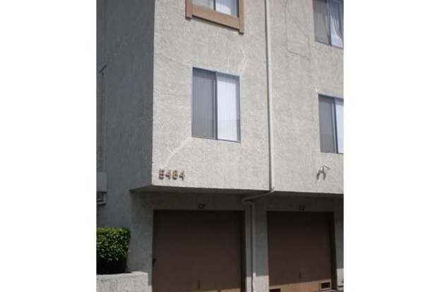 Foto del edificio - 5484 Dobbs St