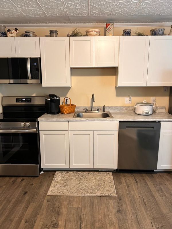 Foto del edificio - 565 White Mountain Hwy