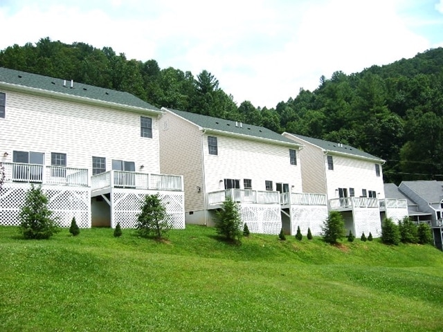 Building Photo - Willowgreen Townhomes