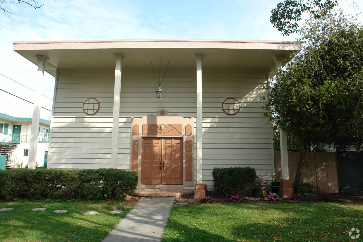 3689 Bridgeport Court Apartments in San Jose, CA