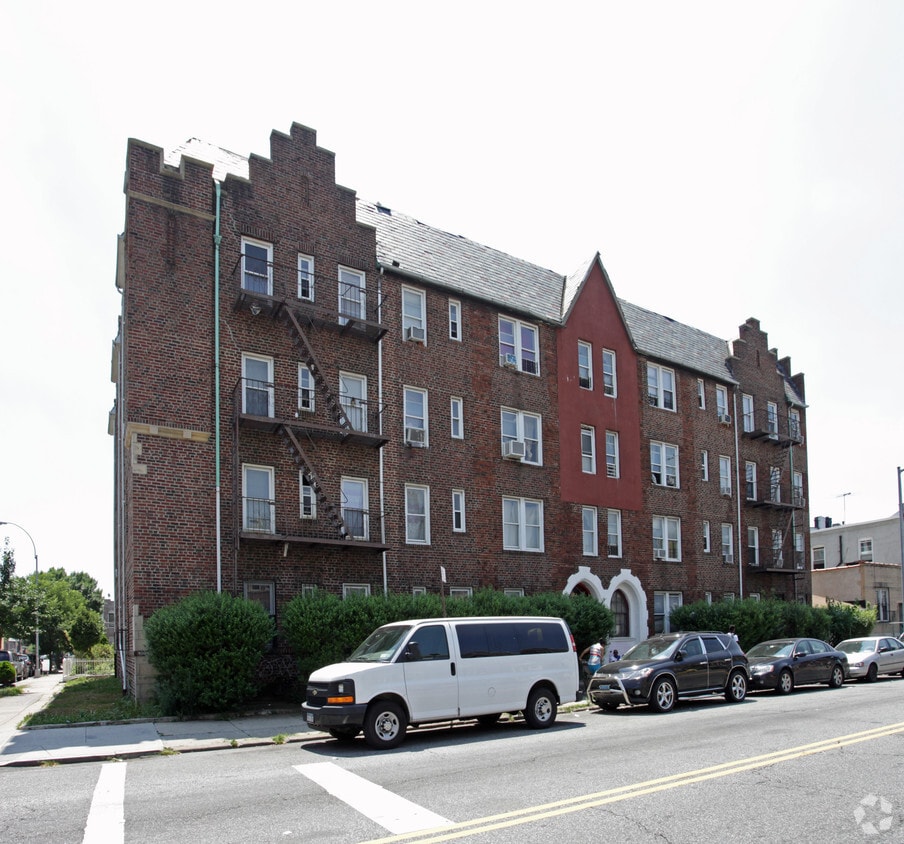 Primary Photo - 3214 Beverley Rd