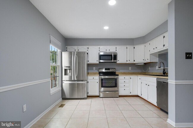 Building Photo - 306 Cinnabar Ln