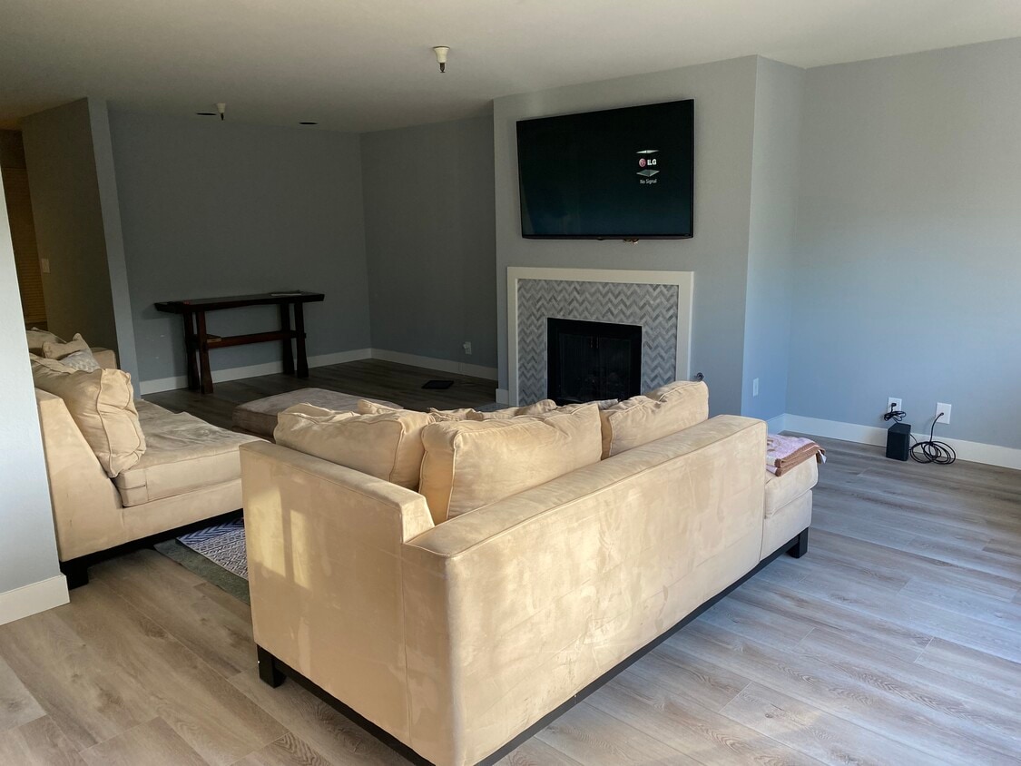 21 Shepherds Unit 21, Pebble Beach, CA 93953 Condo for Rent in Pebble