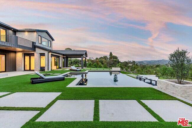 Foto del edificio - 5625 Penland Rd