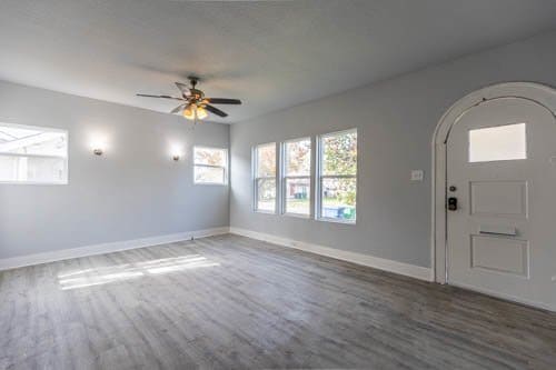 Building Photo - 806 West Lynwood Avenue
