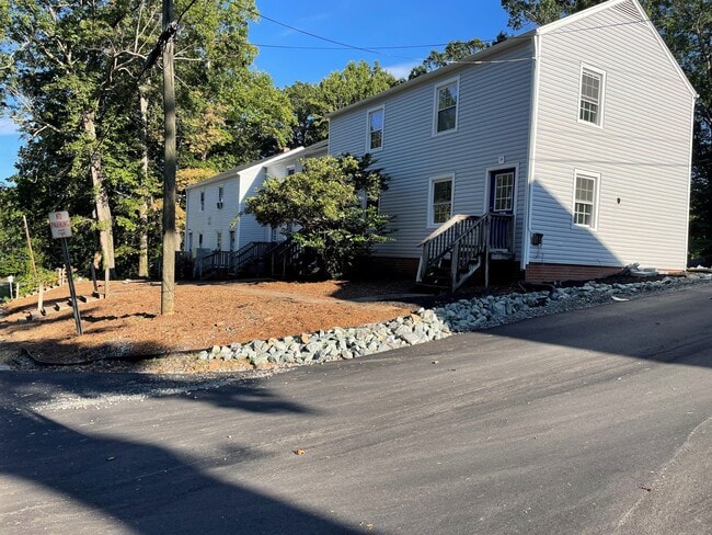 Foto del edificio - Dolphin Apartments