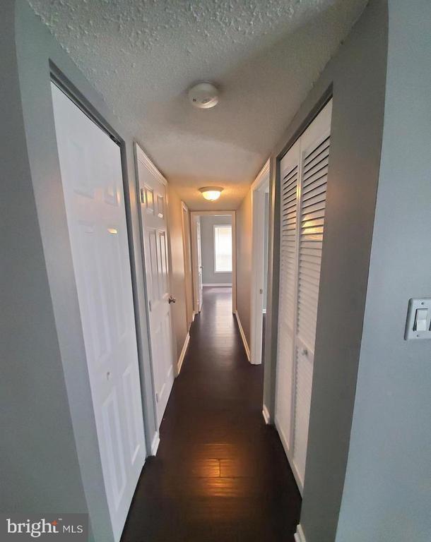 Foto del edificio - 15560 Horseshoe Ln