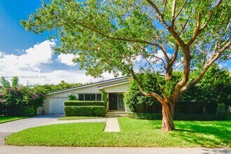 Building Photo - 3615 Riviera Ct