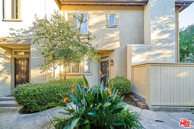 Foto del edificio - 915 Somerville