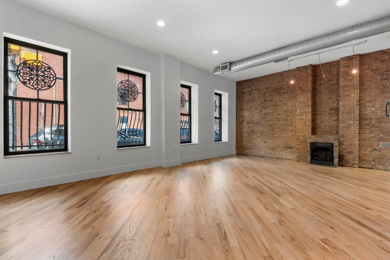 Foto principal - 69 Franklin St