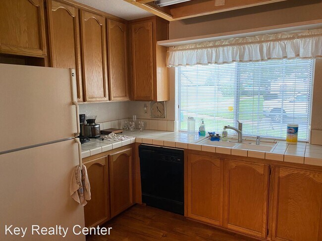 Foto del edificio - 2 br, 2 bath House - 7413 Sunspark Lane