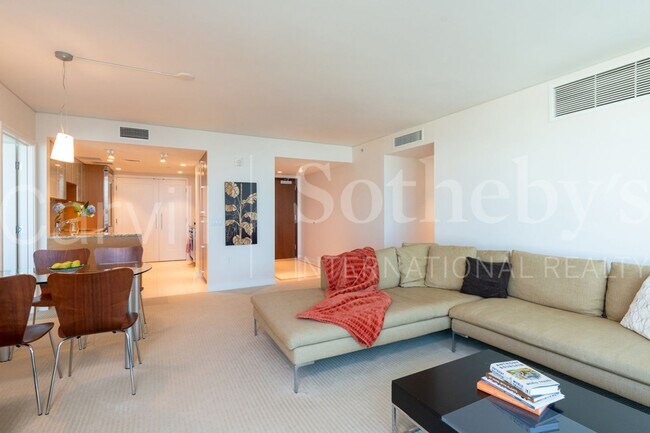 Building Photo - Fully Furnished 2BR/2BA at Koolani
