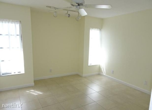 Building Photo - 3199 Coral Hills Dr