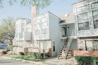 Building Photo - 3420 Country Club Dr W