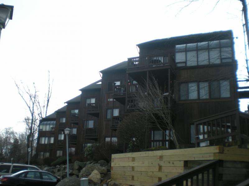Primary Photo - 4 Attitash Dr