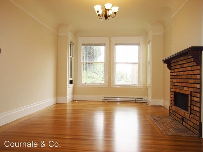 Foto del edificio - 853b Fulton St