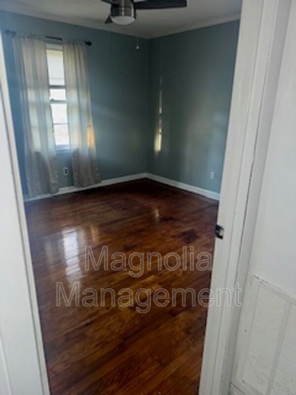 Foto del edificio - 471 Shepard Rd