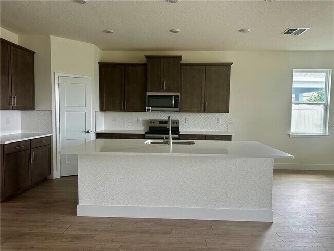 Foto del edificio - 4281 SW 52nd Lane Rd