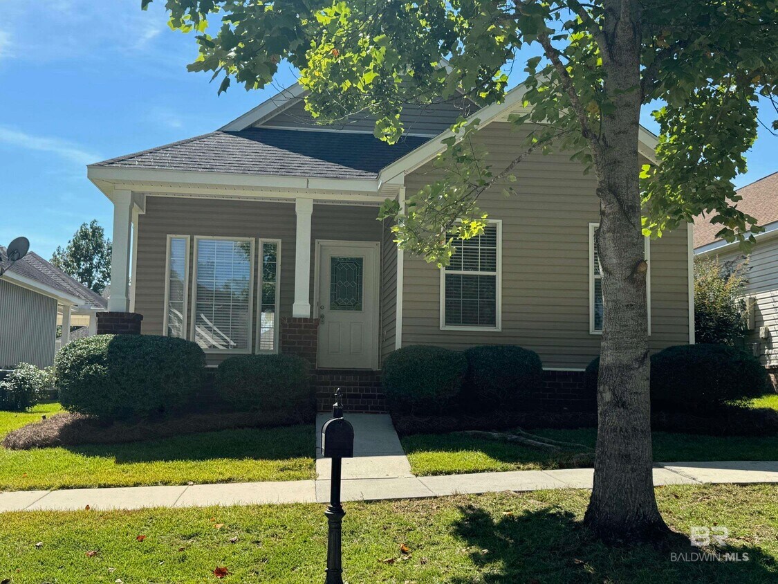 Primary Photo - 29889 St Simon St