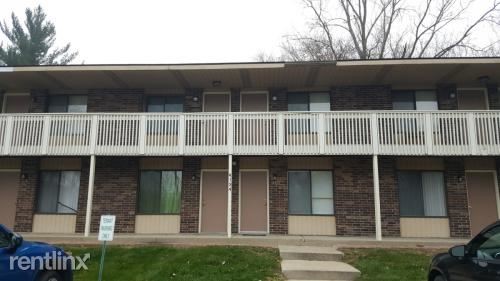 Building Photo - 1 br, 1 bath Apartment - Oak Park Apartments