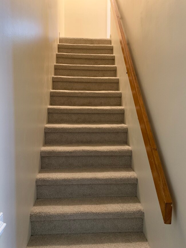 Stairs - 2216 Bowlin Ct