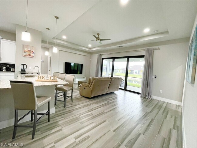 Foto del edificio - 812 SW 8th Pl