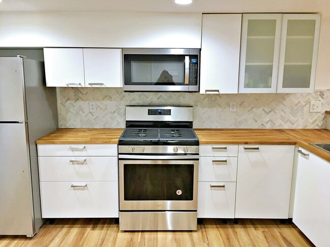 Foto del edificio - 5404 NE 54th Ave