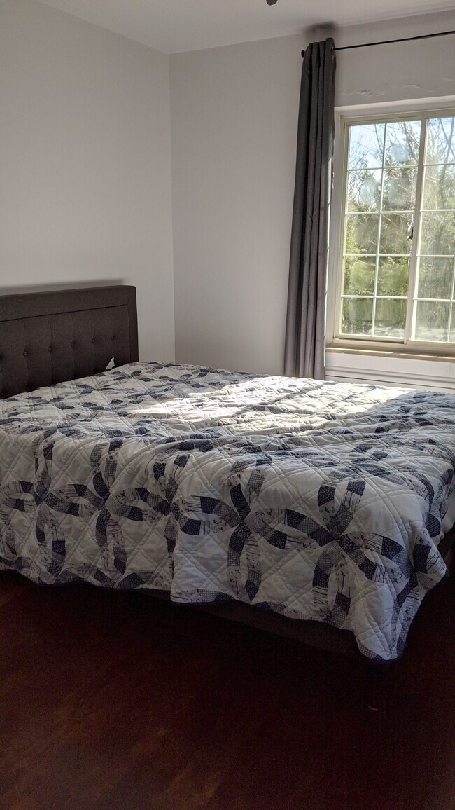 BD1 - Bed - 1362 Parkway Rd