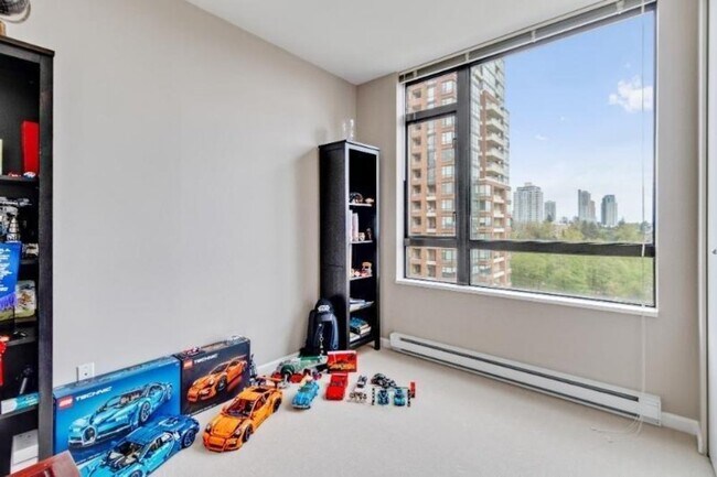 Photo du bâtiment - 6823 Station Hill Dr