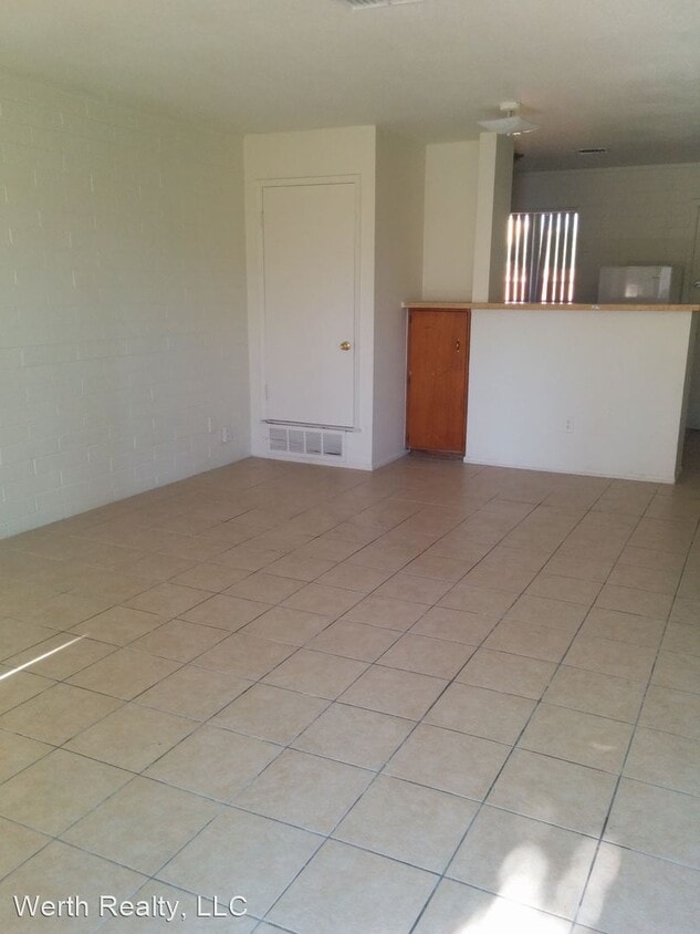 Foto del edificio - 4530 E Pima St