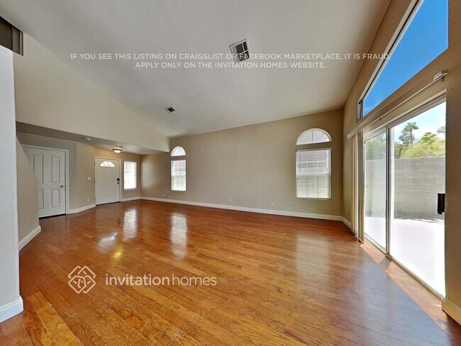 Foto del edificio - 125 Golf Range St