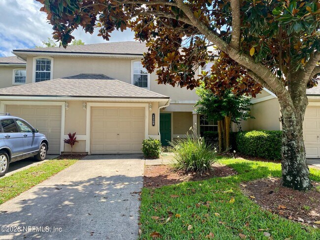Foto del edificio - 1530 Vineland Cir