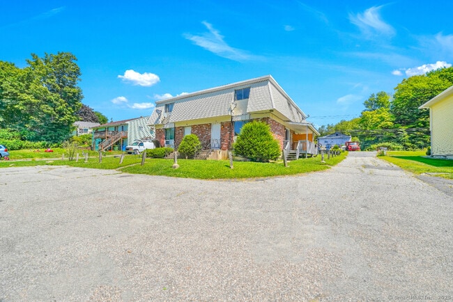 Building Photo - 387 Bucks Hl Rd