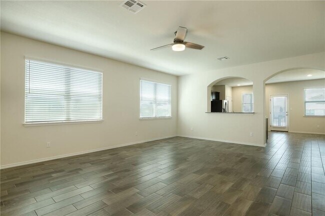 Building Photo - 108 Cypress Hills Rd