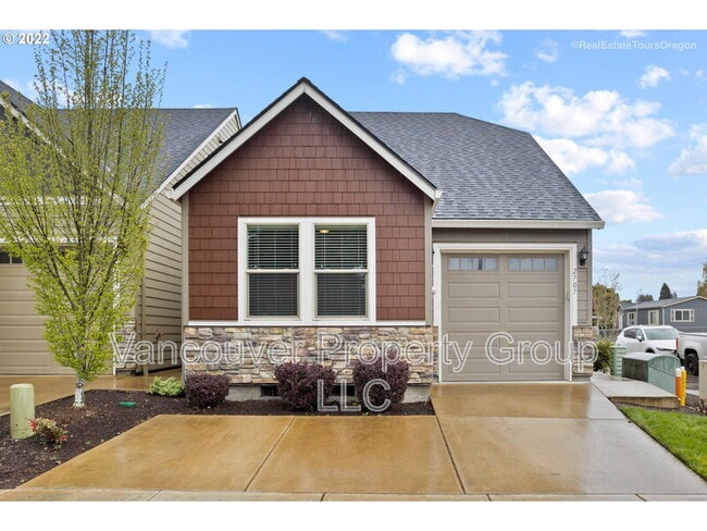 Photo - 2707 NE 131st Ct House