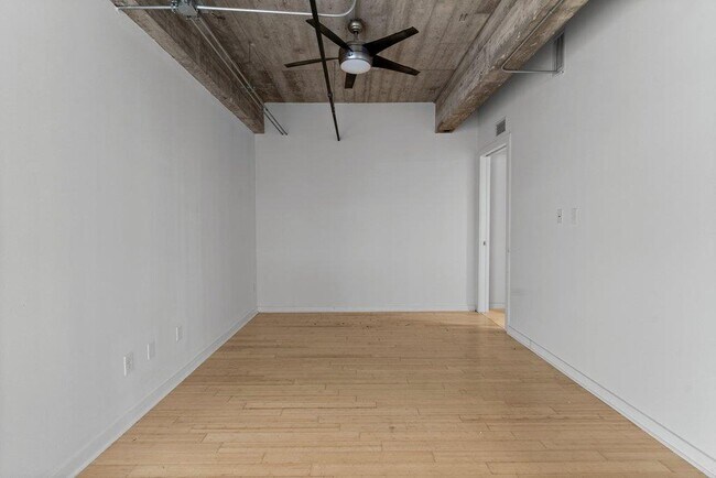 Building Photo - 710 Colorado St