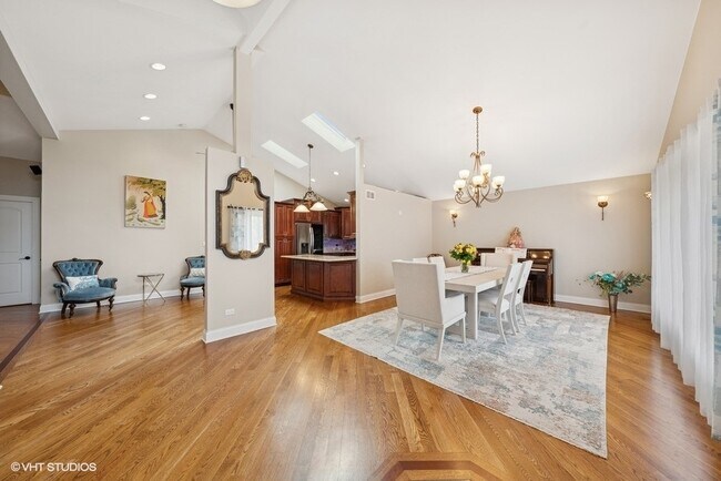 Foto del edificio - 12415 W Martingale Ln