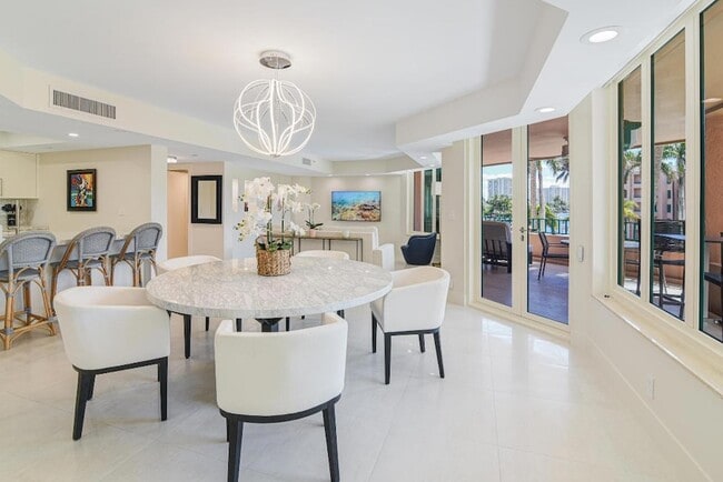 Foto del edificio - 100 SE 5th Ave