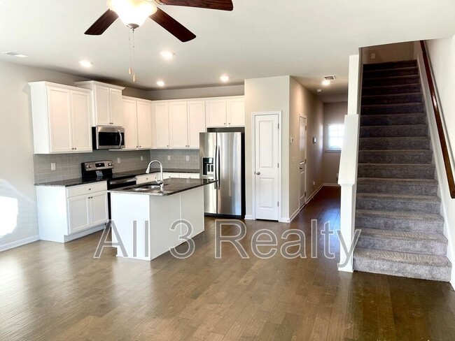 Foto del edificio - 3502 Lakeview Crk