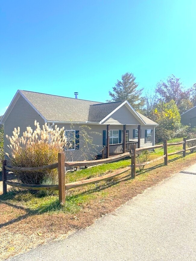 Building Photo - 50 Indian Paintbrush Ln